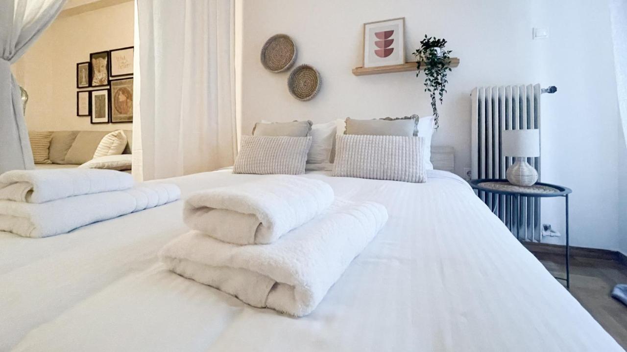 Boho Chic 2Br Apartment In The Center Of أثينا المظهر الخارجي الصورة
